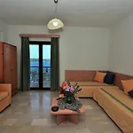 Vassilias Beach Hotel