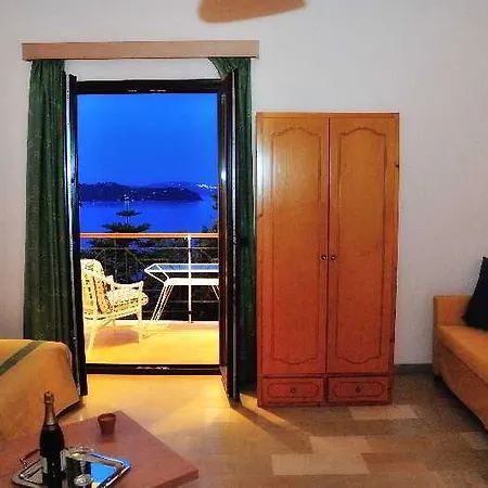 Hotel Vassilias Beach Hotel