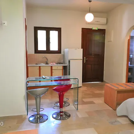 Vassilias Beach Hotel Szálloda