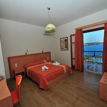 Hotel Vassilias Beach Hotel