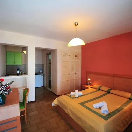 Vassilias Beach Hotel