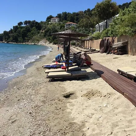 Vassilias Beach Hotel Szálloda