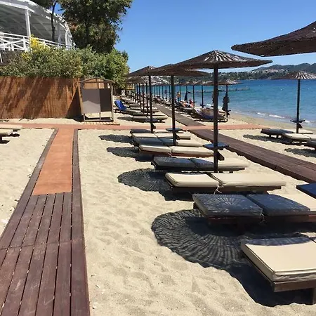 Vassilias Beach Hotel Szálloda