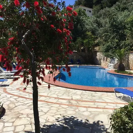 Szálloda Vassilias Beach Hotel *