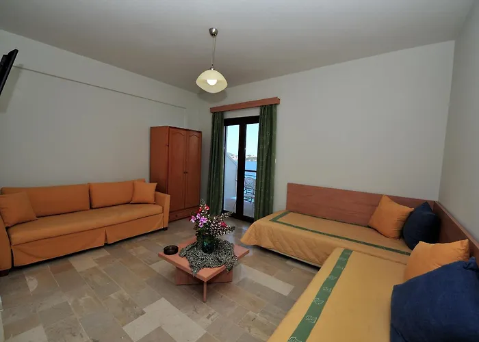 Vassilias Beach Hotel Hotel *