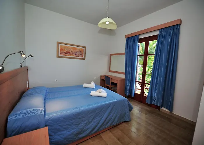 Vassilias Beach Hotel Hotell *