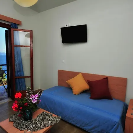 فندق Vassilias Beach Hotel