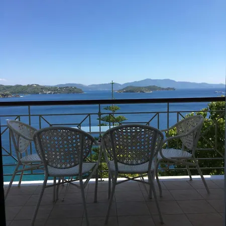 Vassilias Beach Hotel
