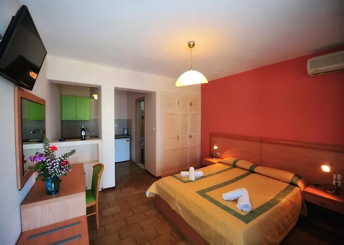 vassilias beach hotel